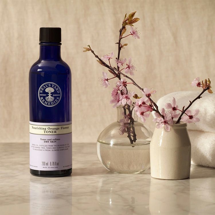 オレンジフラワーウォーター | ニールズヤード レメディーズ 公式