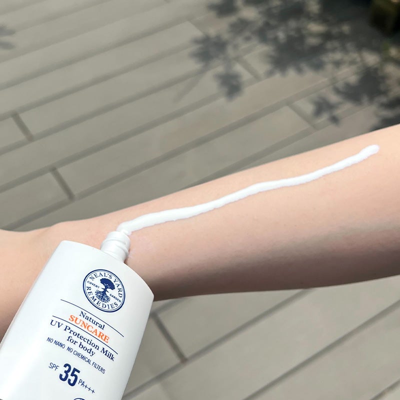 ナチュラル UV プロテクション ボディミルク（SPF35／PA+++